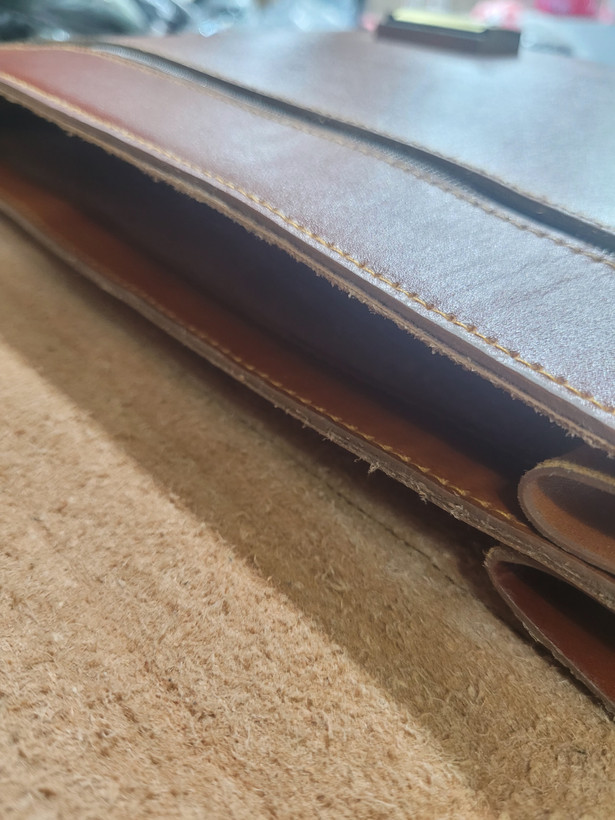 کیف چرم طبیعی